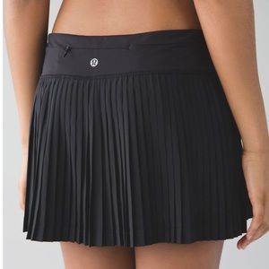 Lululemon Pleat To Street Black Skirt II 10